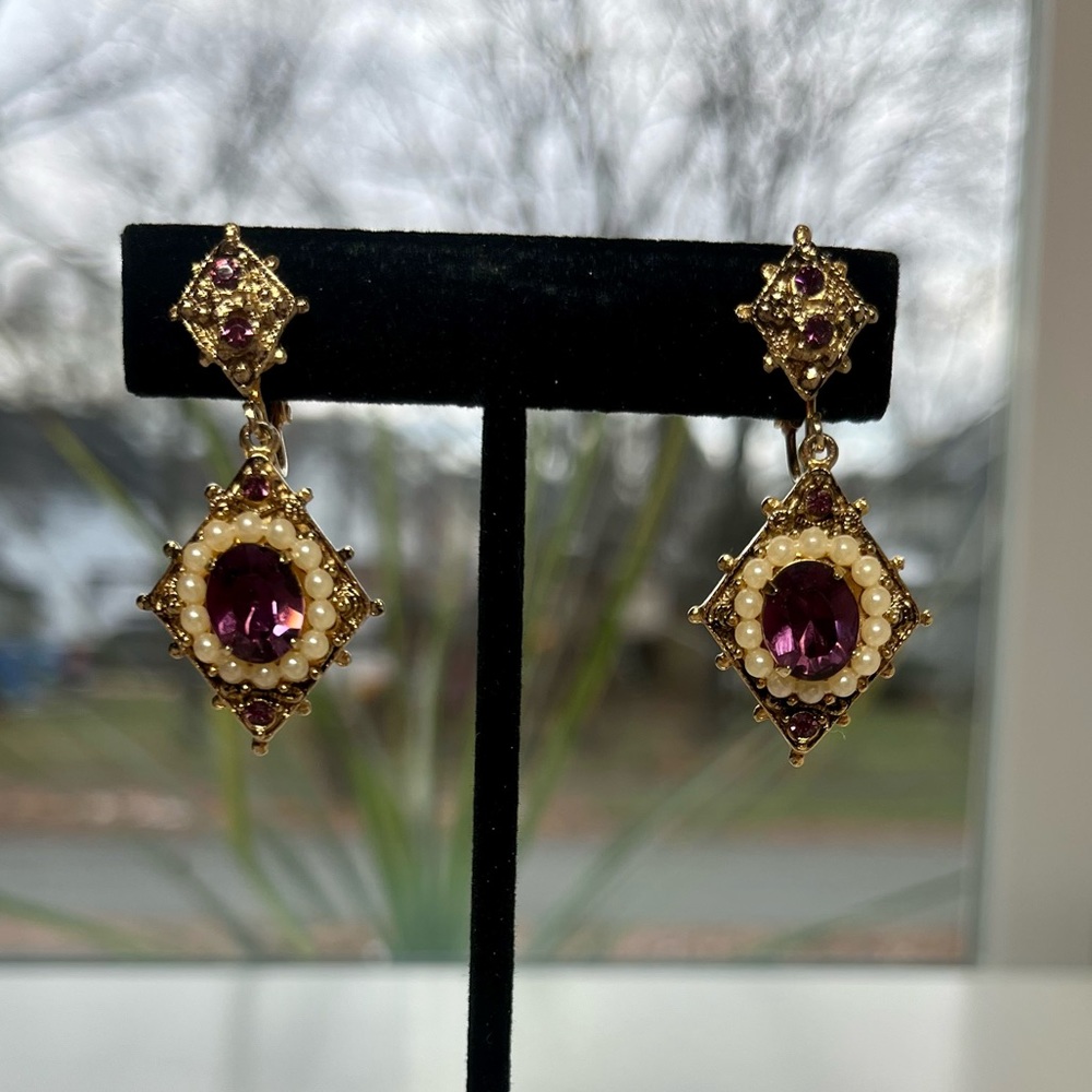 Signed Coro vintage clip earrings purple crystal rhinestones & faux pearl